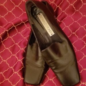 DONALD J. PLINER  BLACK SHOES(Price cut)